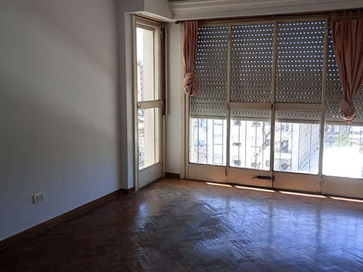 Departamento en venta en Avenida General Paz, Ciudad Autónoma de Buenos Aires