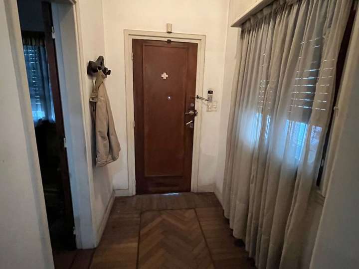 Casa en venta en Avenida Eva Perón, Buenos Aires