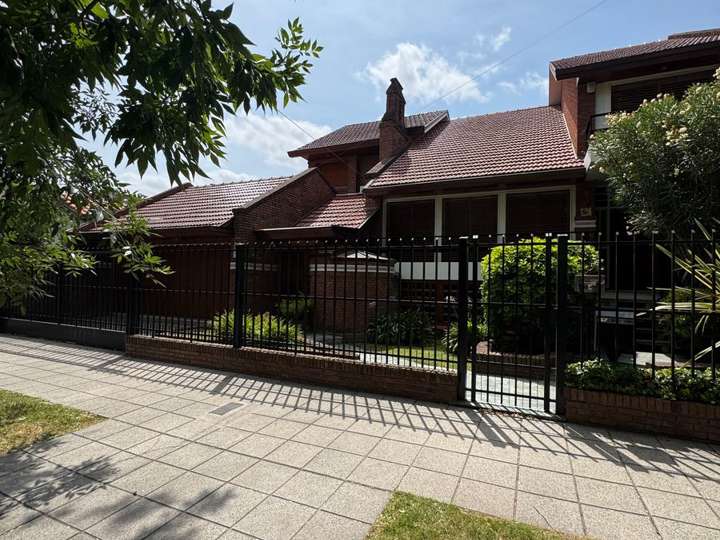 Casa en venta en Pedro Bonifacio Palacios Almafuerte, 1527, Buenos Aires