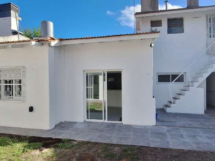 Casa en venta en Avenida Carlos Tejedor, 599, Buenos Aires