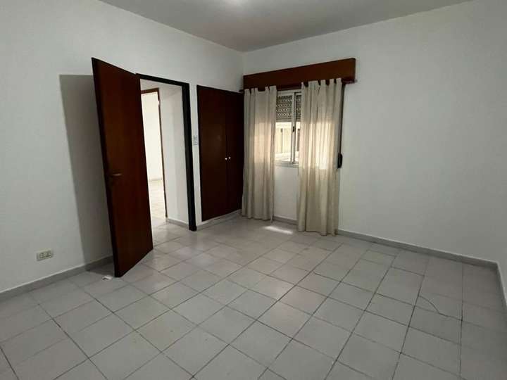 Departamento en alquiler en Almirante Cordero, 15, Piñeyro