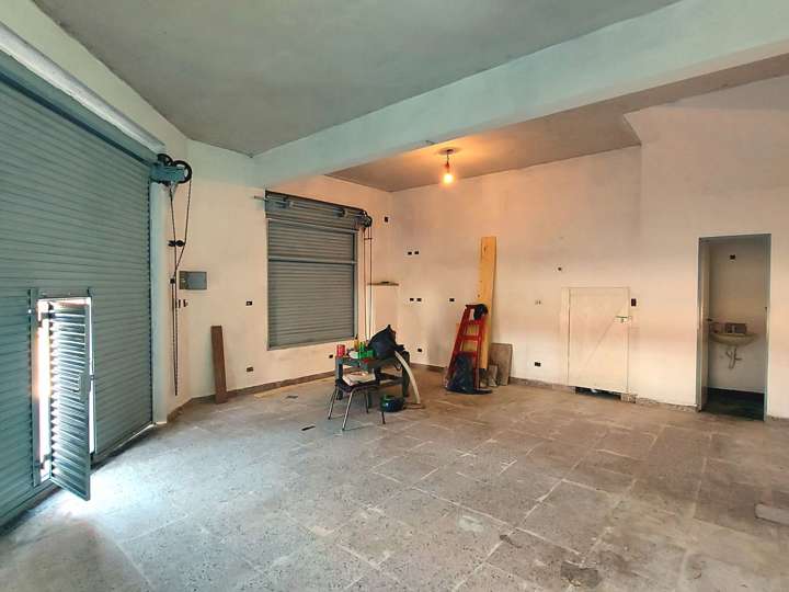 Comercial / Tienda en alquiler en Lanús, 3501, Buenos Aires