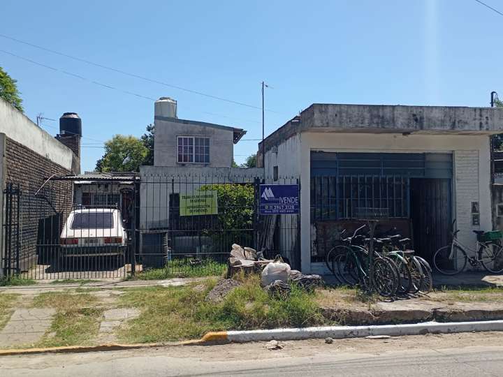 Departamento en venta en Carlos Tejedor, Buenos Aires