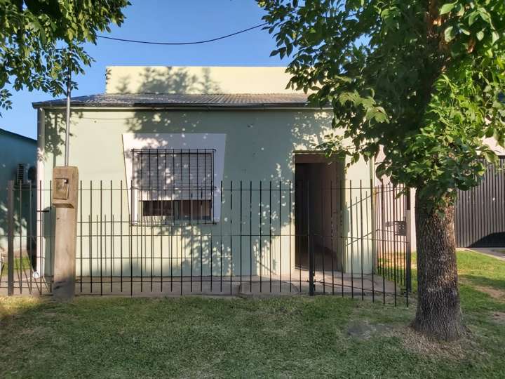 Casa en alquiler en Avenida Mitre, Entre Ríos