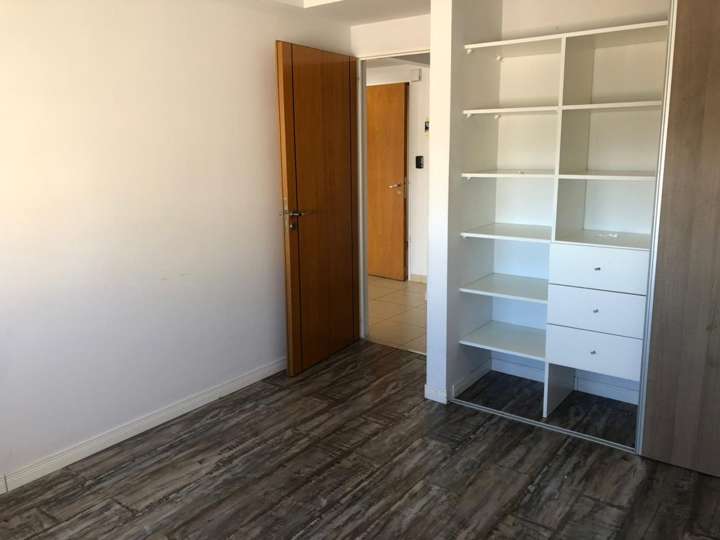 Departamento en venta en Avenida Coronel Ramón Lorenzo Falcón, 6599, Ciudad Autónoma de Buenos Aires