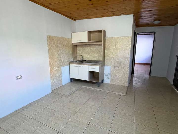 Departamento en alquiler en Ituzaingó, 6101, Villa Luzuriaga
