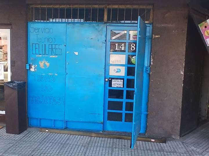 Comercial / Tienda en alquiler en Avenida Intendente Esteban Crovara, La Tablada