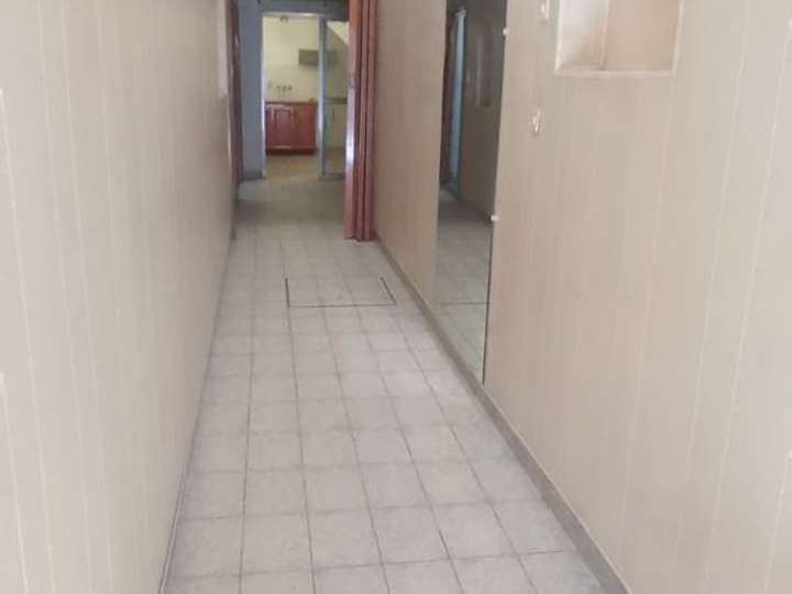 Edificio en alquiler en Mariquita Sánchez de Thompson, 103, La Tablada