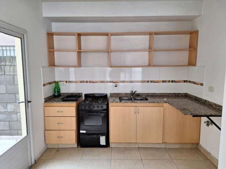 Departamento en alquiler en Avenida Rivadavia, 9566, Ciudad Autónoma de Buenos Aires