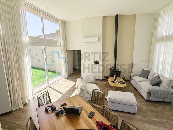 Casa en venta en Avenida de Los Lagos, Belén de Escobar