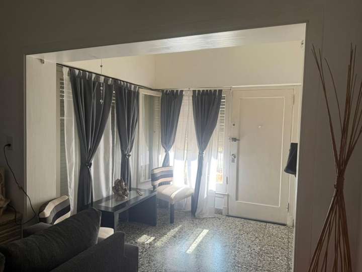 Casa en alquiler en Calle 264, Don Bosco