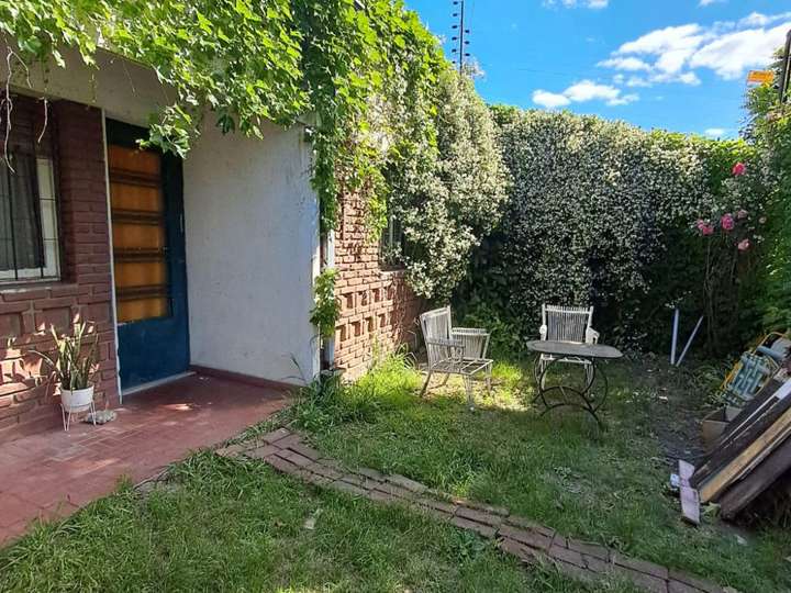 Casa en venta en Cacique Namuncurá, 576, El Palomar