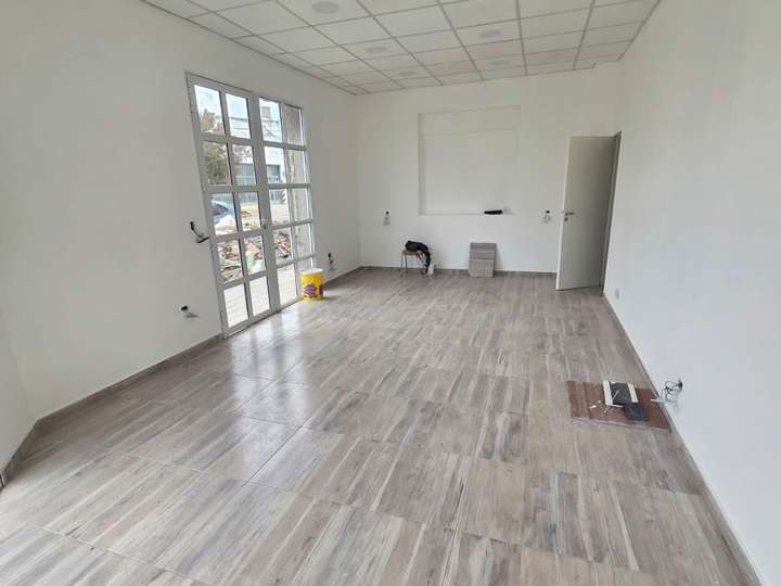 Comercial / Tienda en alquiler en Misiones, 400, Buenos Aires