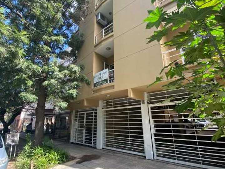 Departamento en alquiler en Almirante Brown, 273, Buenos Aires