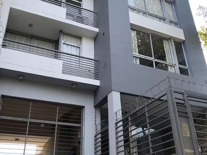 Departamento en alquiler en Avenida Alsina, 1267, Buenos Aires