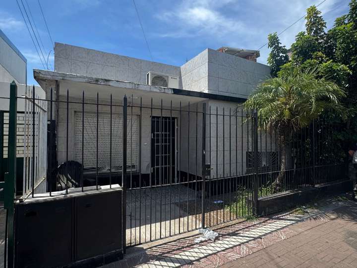 Edificio en alquiler en Avenida Santa Fe, 1387, Buenos Aires