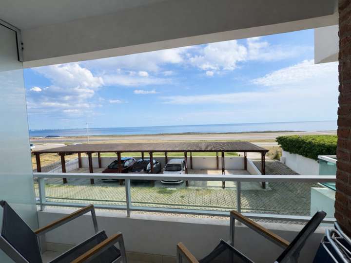 Apartamento en venta en Pinares, Maldonado