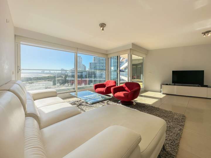 Apartamento en venta en Avenida Chiverta, Maldonado