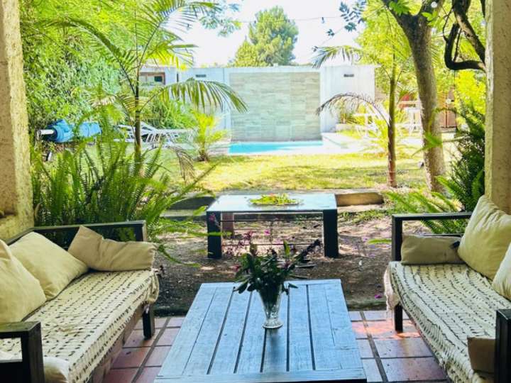 Casa en venta en Pinares, Maldonado