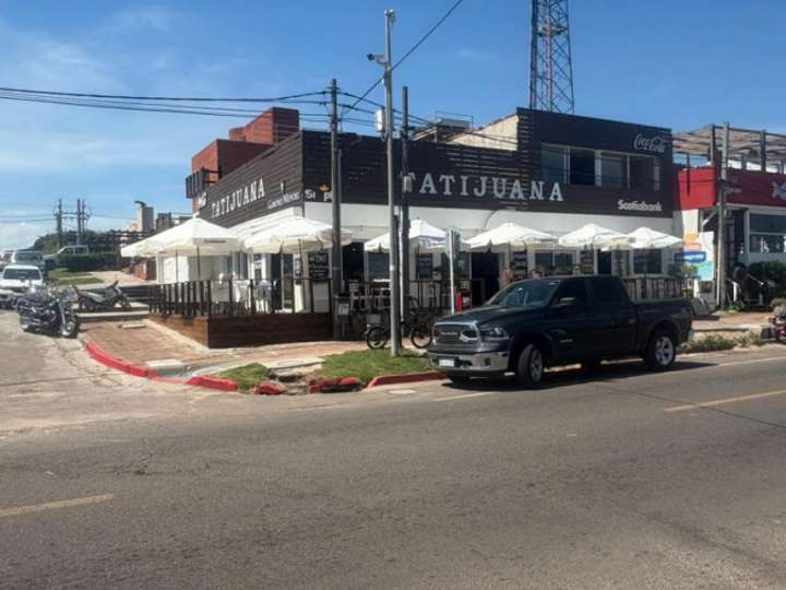 Comercial / Tienda en venta en La Barra