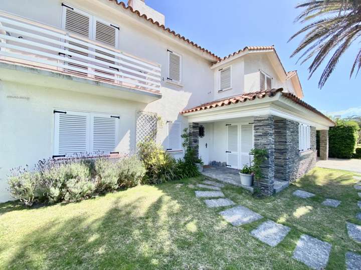 Casa en venta en 2 de Febrero (Calle 10), Maldonado