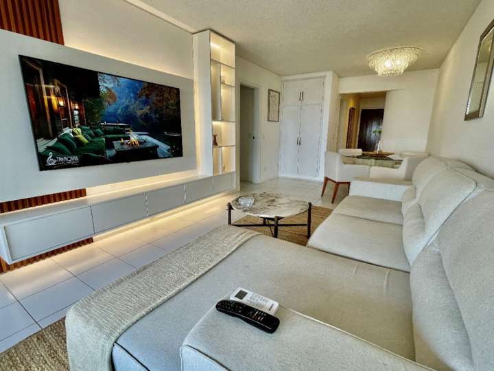 Apartamento en venta en Biarritz, Maldonado