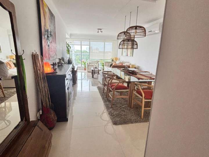 Apartamento en venta en Rambla Doctor Claudio Williman, Maldonado