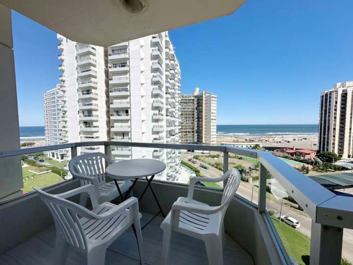Apartamento en venta en Biarritz, Maldonado