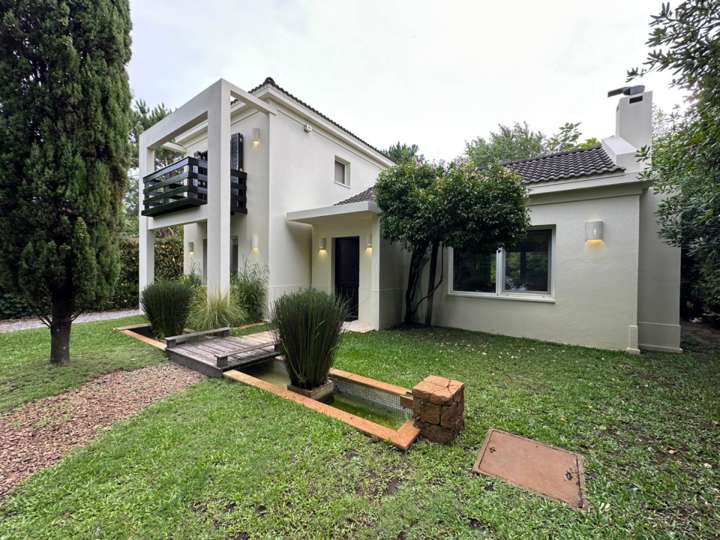 Casa en venta en Esquilo, Maldonado