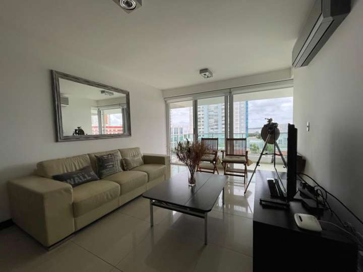 Apartamento en venta en Rambla Doctor Claudio Williman, Maldonado