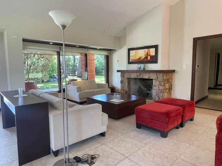 Casa en venta en Avenida Del Cabildo, Maldonado