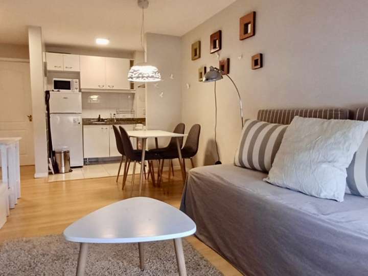 Apartamento en alquiler en Rambla Lorenzo Batlle Pacheco, Maldonado
