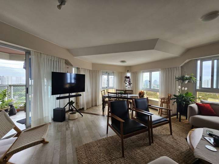 Apartamento en venta en Biarritz, Maldonado