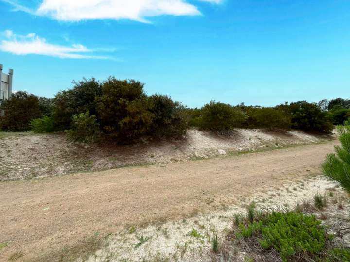 Terreno en venta en 17 Metros, Canelones