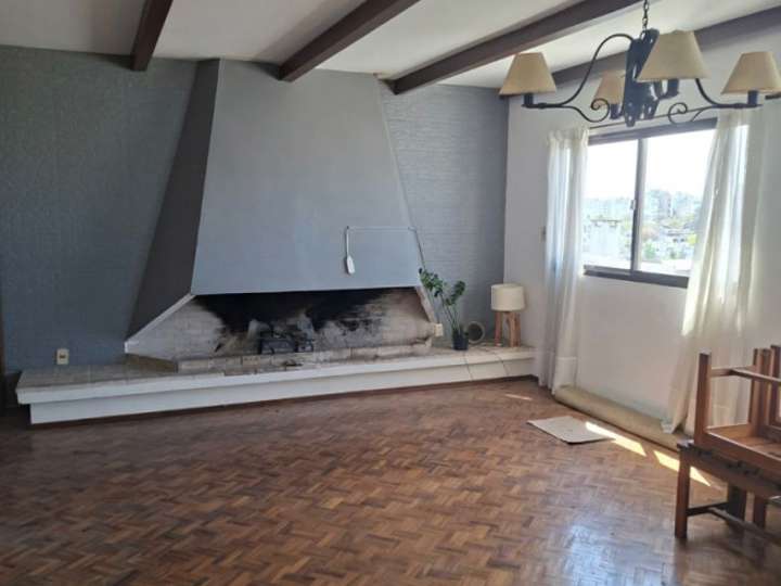 Apartamento en venta en Avenida Brasil, Montevideo