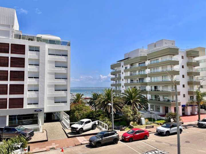 Apartamento en venta en Comodoro Gorlero (Calle 19), Maldonado