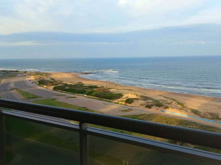 Apartamento en venta en Padre Pio de Pietrelcina, Maldonado