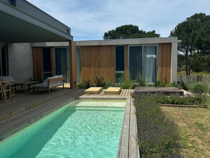 Casa en venta en Paseo del Lago, Maldonado