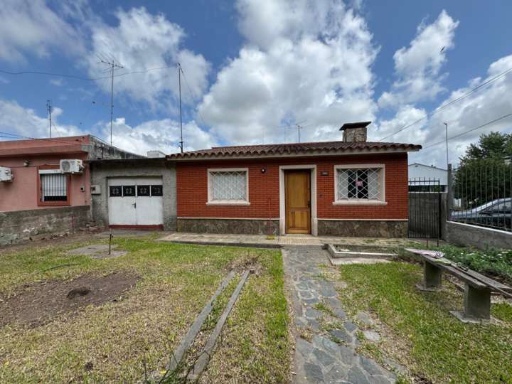 Casa en venta en Ruta César Mayo Gutiérrez, Montevideo