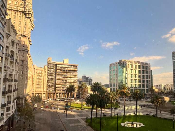 Comercial / Tienda en alquiler en Barrio Sur, Montevideo