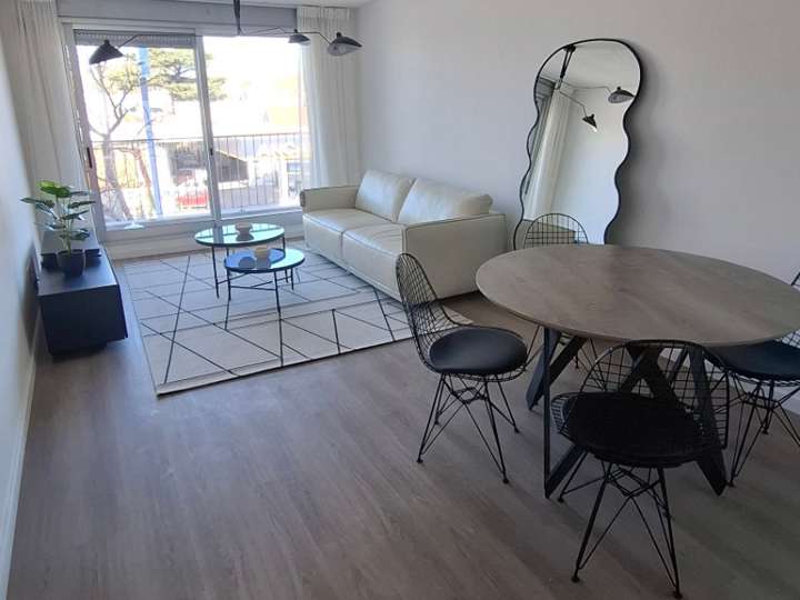 Apartamento en venta en Bulevar José Batlle y Ordóñez, Montevideo