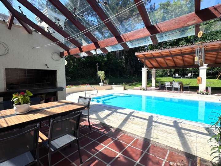 Casa en venta en De Los Eucaliptus, Maldonado