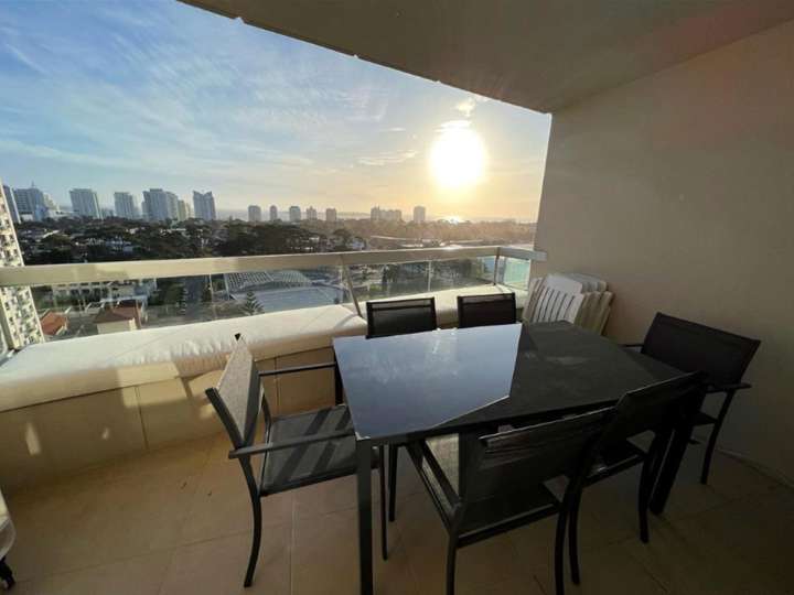 Apartamento en venta en Avenida Franklin Delano Roosevelt, Maldonado