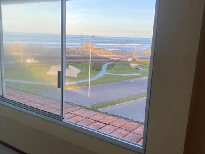 Apartamento en venta en Rambla Lorenzo Batlle Pacheco, Maldonado