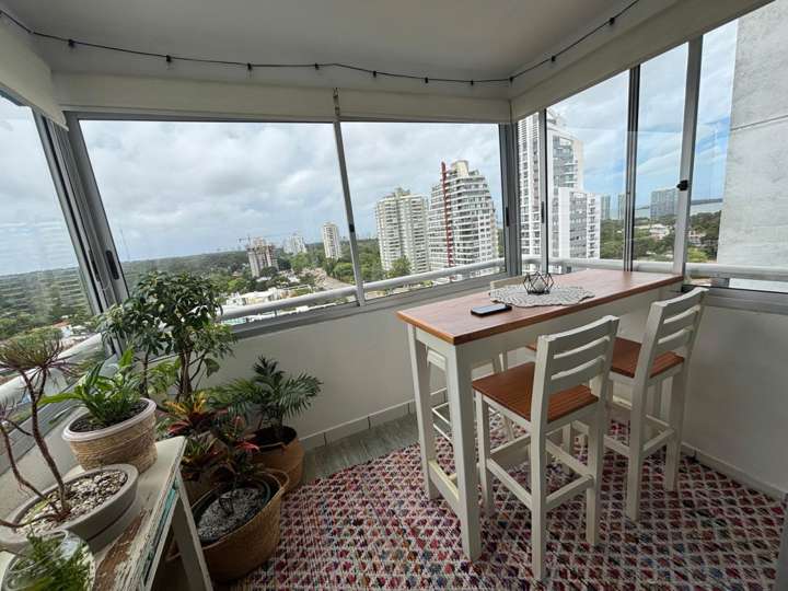 Apartamento en venta en Avenida Francisco Acuña de Figueroa, Maldonado