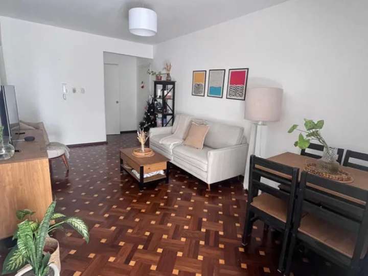 Apartamento en venta en Avenida General Flores, Montevideo