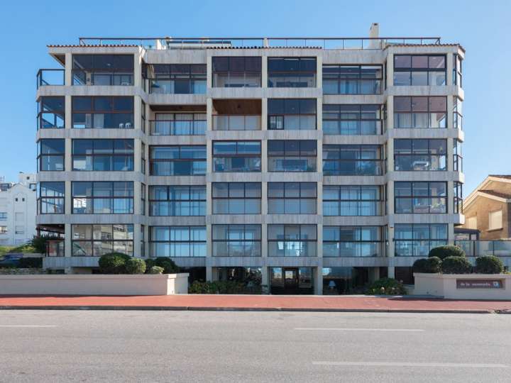 Apartamento en venta en Rambla General Artigas, Maldonado
