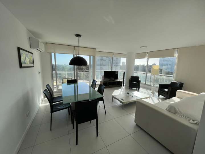 Apartamento en alquiler en Avenida Franklin Delano Roosevelt, Maldonado