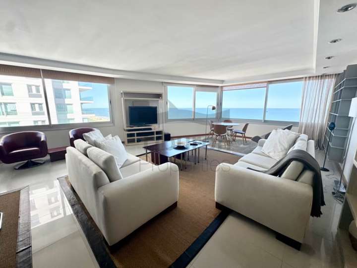 Apartamento en venta en Pedro Blanes Viale, Maldonado