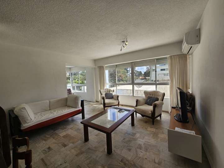 Apartamento en venta en Avenida Franklin Delano Roosevelt, Maldonado